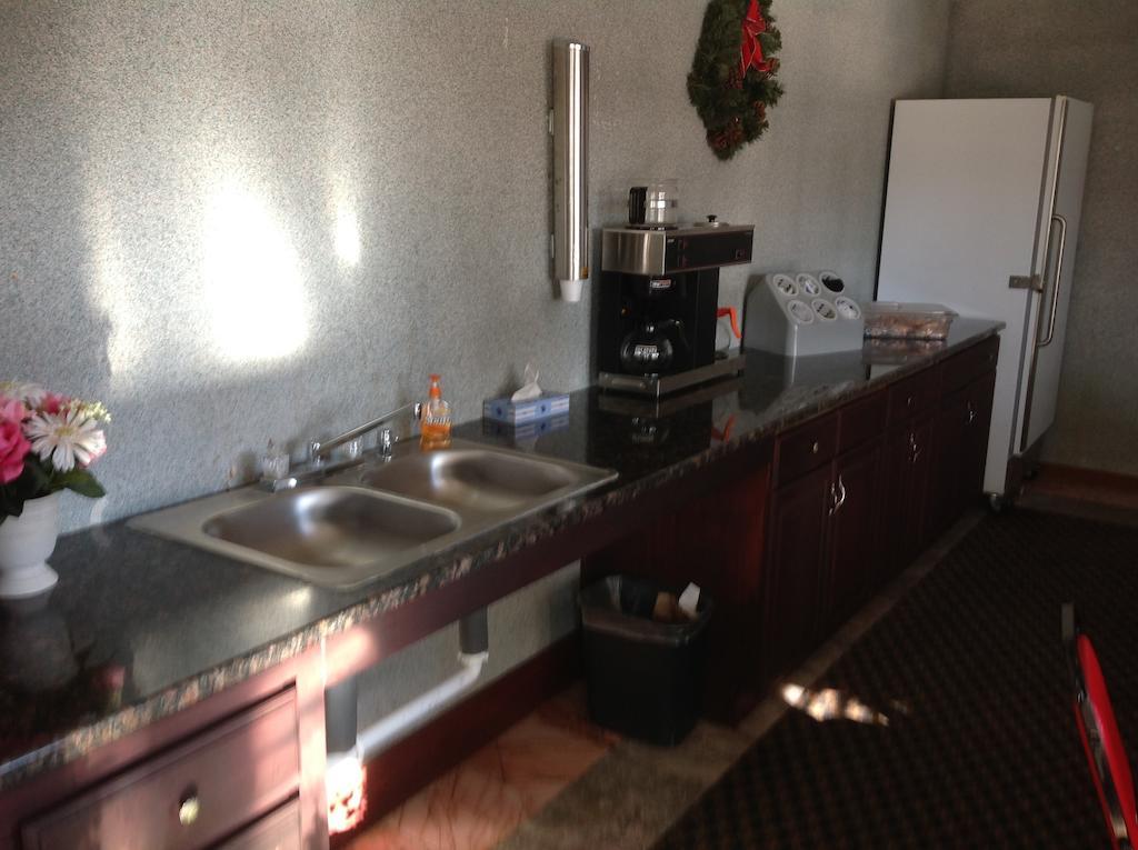 Heritage Inn Grand Prairie Εξωτερικό φωτογραφία