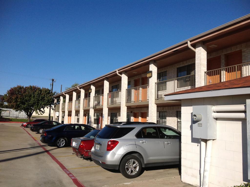 Heritage Inn Grand Prairie Εξωτερικό φωτογραφία