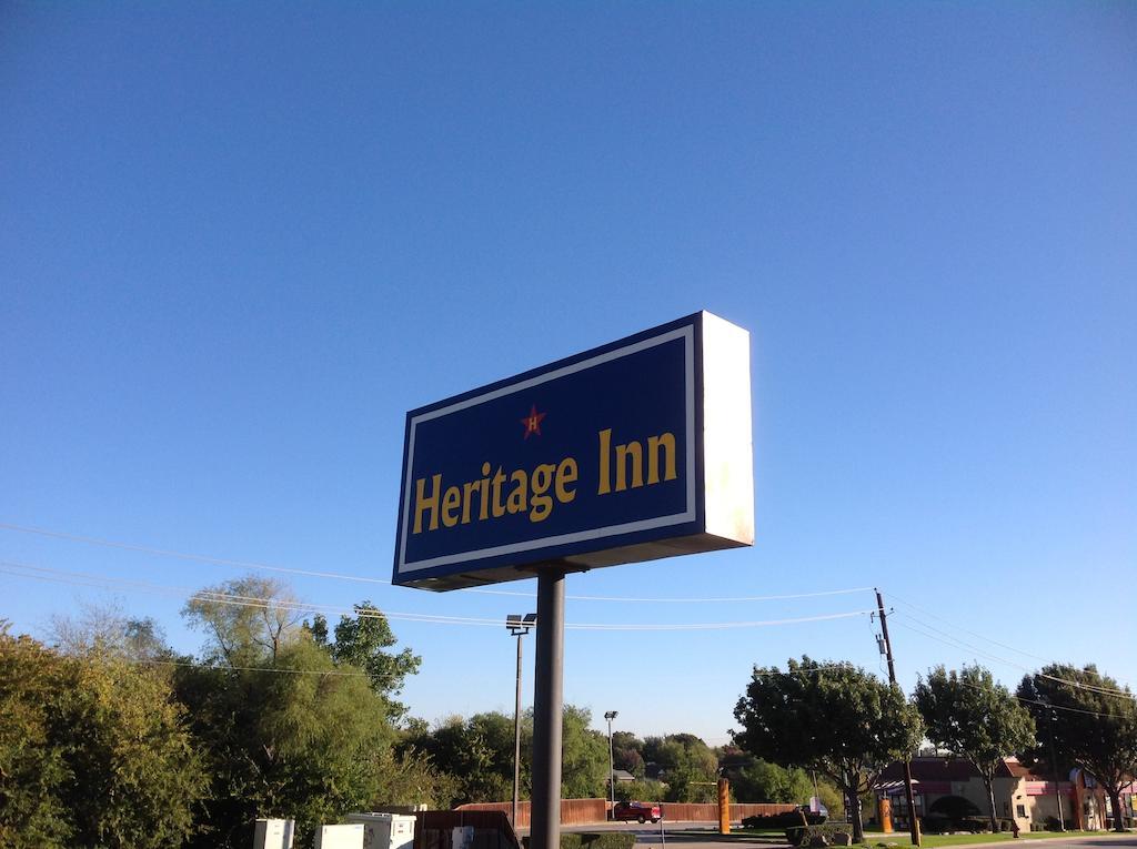 Heritage Inn Grand Prairie Εξωτερικό φωτογραφία